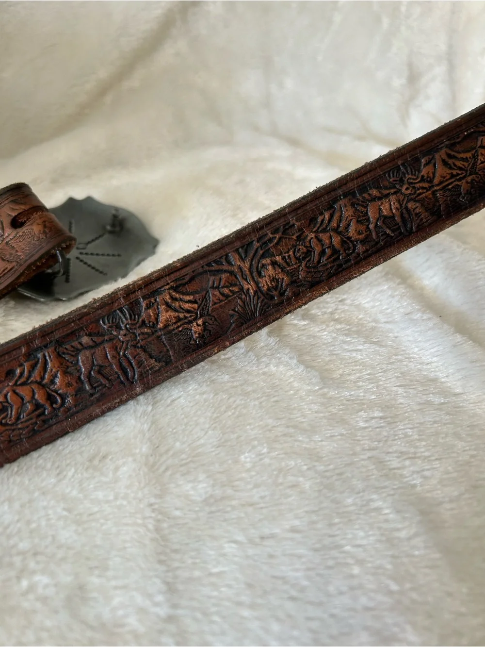 Brown tooled leather silver buckle western style belt size 28 hunting